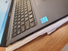 Load image into Gallery viewer, Laptop Asus Vivobook 15 15.6" Intel i3-1220P 4GB 256GB SSD Win11 F1502ZA-SB33