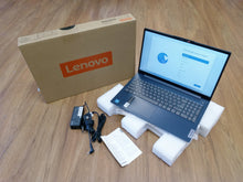 Load image into Gallery viewer, Lenovo IdeaPad Slim 3 15IRU8 15.6" Touch i3-1315U 8GB 256GB SSD Win11 82X7001VUS
