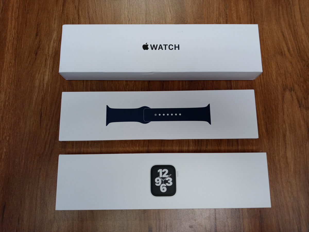 Apple Watch SE 1st Gen 40mm (GPS) Aluminum Case MKNY3LL/A, Abyss Blue ...