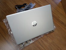 Load image into Gallery viewer, Laptop Hp 17-CN2283ST 17.3" FHD Intel i3-1215U 8GB 512GB SSD Win11 8Q3J6UA#ABA