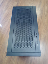 Load image into Gallery viewer, CyberPowerPC Gamer Xtreme i5-12600KF 16GB 512GB SSD 1TB HDD RTX 3050 Liquid Cool