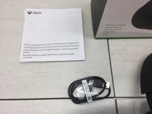 Load image into Gallery viewer, Microsoft Xbox Wireless Gaming Headset for Xbox ONE, Series X|S, PC (TLL-00001)