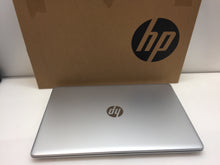 Load image into Gallery viewer, Laptop Hp 17-by1971cl 17.3" Touchscreen Intel i7-8565u 8GB 256GB SSD Win10