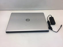 Load image into Gallery viewer, Laptop Dell Inspiron 15 5559 15.6" Intel i5-6200u 2.3Ghz 8GB 256GB SSD Win10