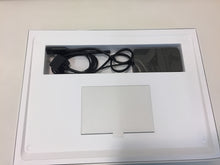 Load image into Gallery viewer, Laptop Microsoft Surface 1769 13.3" Intel i5-7200u 8GB 256GB Win10 DAH-00001