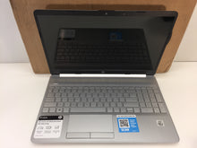 Load image into Gallery viewer, Laptop Hp 15-dw2063st 15.6" Intel Core i3-1005G1 8GB Ram 128GB SSD Win10 Silver