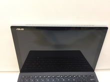 Load image into Gallery viewer, Asus Transformer Pro T304UA 12.5" i7-7500u 2.7Ghz 8GB 256GB SSD T304UA-DS71T