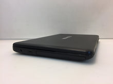 Load image into Gallery viewer, Laptop Toshiba Satellite C855D-S5303 15.6" AMD E-300 1.3Ghz 8GB 250GB Win10