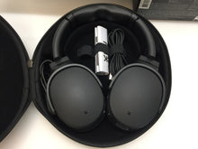 Load image into Gallery viewer, Skullcandy S6HCW-L003 Venue Wireless Noise Canceling Headphones Black, NOB