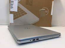 Load image into Gallery viewer, Laptop Dell Inspiron 15 5559 15.6" i3-6100U 2.3Ghz 6GB 1TB Win10 i5559-1350SLV