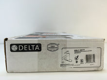Load image into Gallery viewer, Delta 559LF-SSTP Trinsic 1-Hole 1-Handle Bathroom Faucet in Stainless