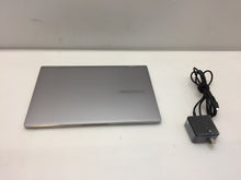 Load image into Gallery viewer, Samsung Notebook 9 Pro 13.3" 2-in-1 Touch i7-8565u 8GB 256GB SSD NP930MBE-K01US