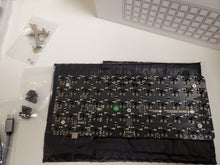 Load image into Gallery viewer, Massdrop X OLKB Preonic Key MDX-24919-40 Board Round 3 Case Silver