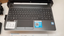 Load image into Gallery viewer, Laptop Hp 15-dw0046nr 15.6" Intel i5-8265U 1.6GHz 8GB 1TB Windows 10 Home