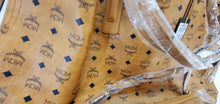 Load image into Gallery viewer, Authentic MCM Women's Large Liz Reversible Handbag Tote Shopper Bag with Pouch
