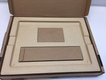 Load image into Gallery viewer, Microsoft Surface Laptop 3 13.5" Touch Intel i5-1035G7 8GB 128GB SSD - Platinum