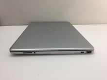 Load image into Gallery viewer, Laptop Hp 15-DY2045NR 15.6" Intel i5-1135G7 8GB 256GB SSD Windows10, Silver
