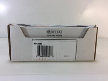 Load image into Gallery viewer, Delta RP53880SS Pilar Spray, Hose and Diverter Assembly in Stainless