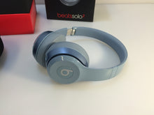 Load image into Gallery viewer, Beats by Dr. Dre Beats Solo 2 WIRED On-Ear Headphones Gray Amer
