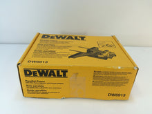 Load image into Gallery viewer, DeWALT DW6913 Universal Edge Guide w/ Dust Collection