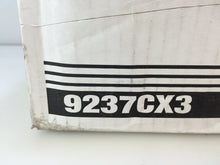 Load image into Gallery viewer, Makita 9237CX3 7" Variable Speed Polisher Kit