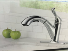 Load image into Gallery viewer, Delta 16953-DST Grant Single-Handle Pull-Out Sprayer Kitchen Faucet in Chrome