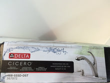 Load image into Gallery viewer, Delta 468-SSSD-DST Cicero 1-Handle Pull-Out Sprayer Kitchen Faucet Stainless