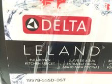 Load image into Gallery viewer, Delta 19978-SSSD-DST Leland Pull-Down Sprayer Kitchen Faucet Stainless