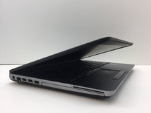 Load image into Gallery viewer, Laptop HP Probook 650 G1 15.6" Core i5-4300M 2.6GHz 8GB 128GB SSD DVDRW Win10