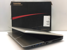 Load image into Gallery viewer, Laptop Toshiba Satellite L75-B7270 17.3" Intel 3558U 1.7GHz 4GB 500GB Win 10