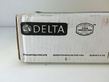 Load image into Gallery viewer, Delta 467-SSSD-DST Palo Pull-Out Sprayer Kitchen Faucet, Stainless