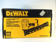 Load image into Gallery viewer, DEWALT DWF83PL Pneumatic 21-Degree Collated Framing Nailer