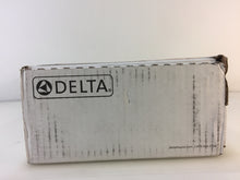 Load image into Gallery viewer, Delta BT14496 Windemere 1-Handle Tub and Shower Faucet Trim Kit in Chrome