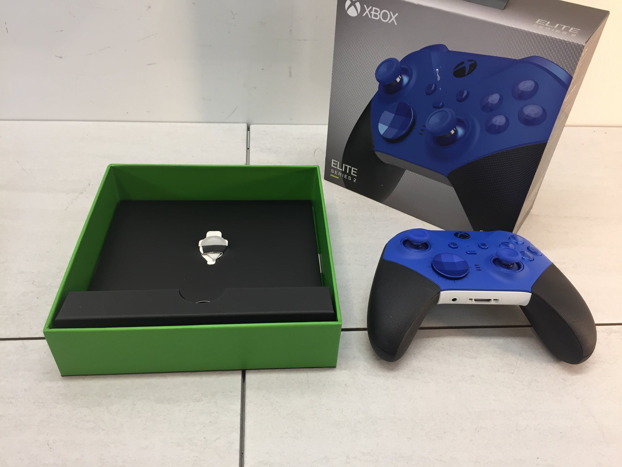 Microsoft Xbox Elite Core Series 2 Wireless Controller - Blue (RFZ-000 ...