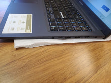 Load image into Gallery viewer, Laptop Asus Vivobook 15 15.6&quot; Intel i3-1220P 4GB 256GB SSD Win11 F1502ZA-SB33
