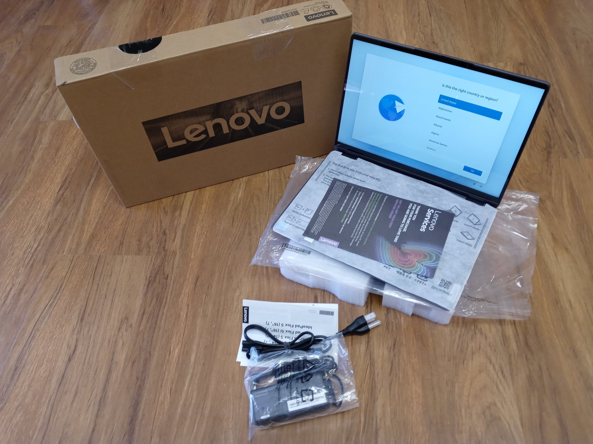 Lenovo IdeaPad Flex 5 14iAU7 14\