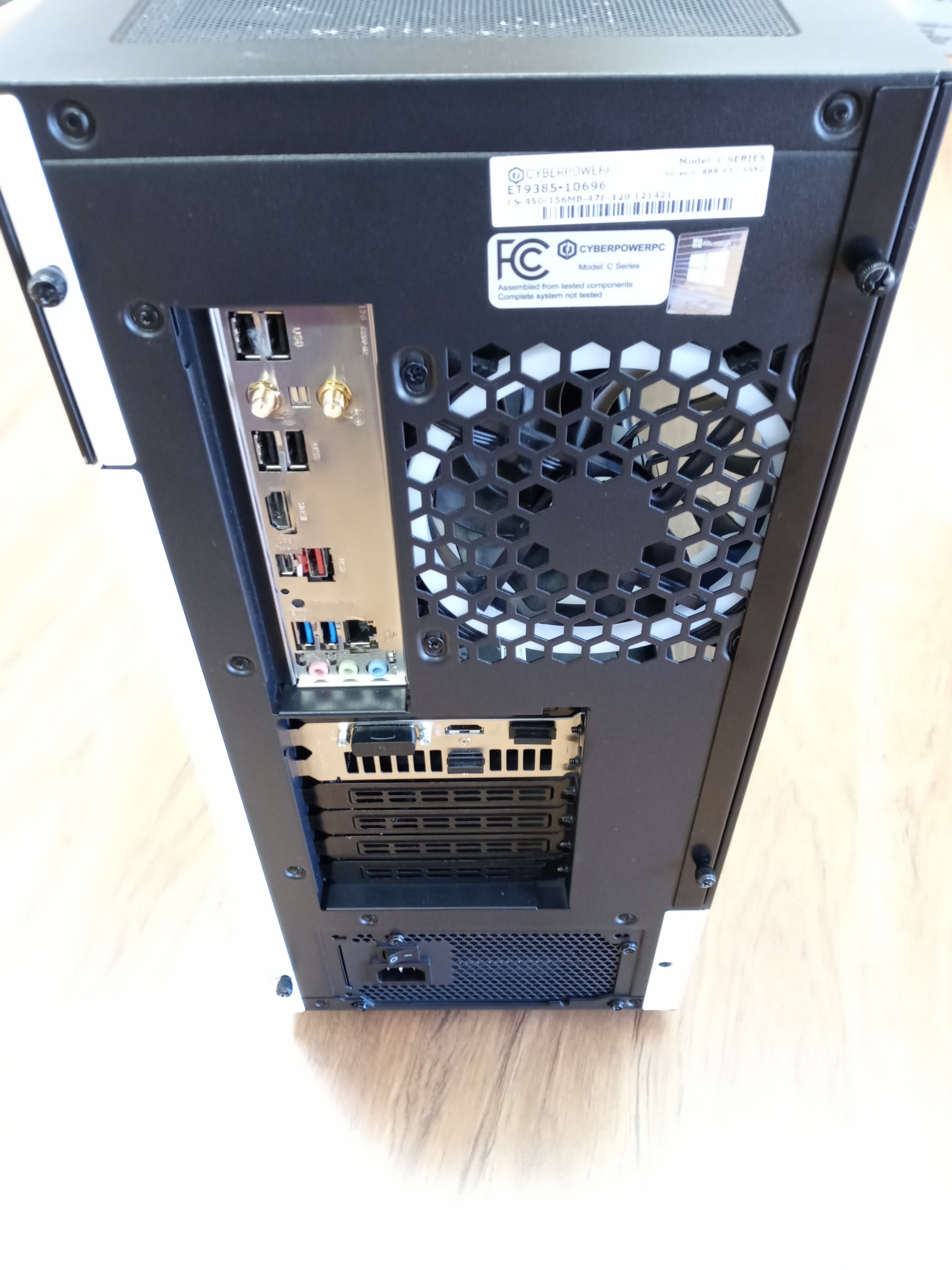 CyberPowerPC Gamer Master AMD Ryzen 7 3700X GTX 1660Ti | NT