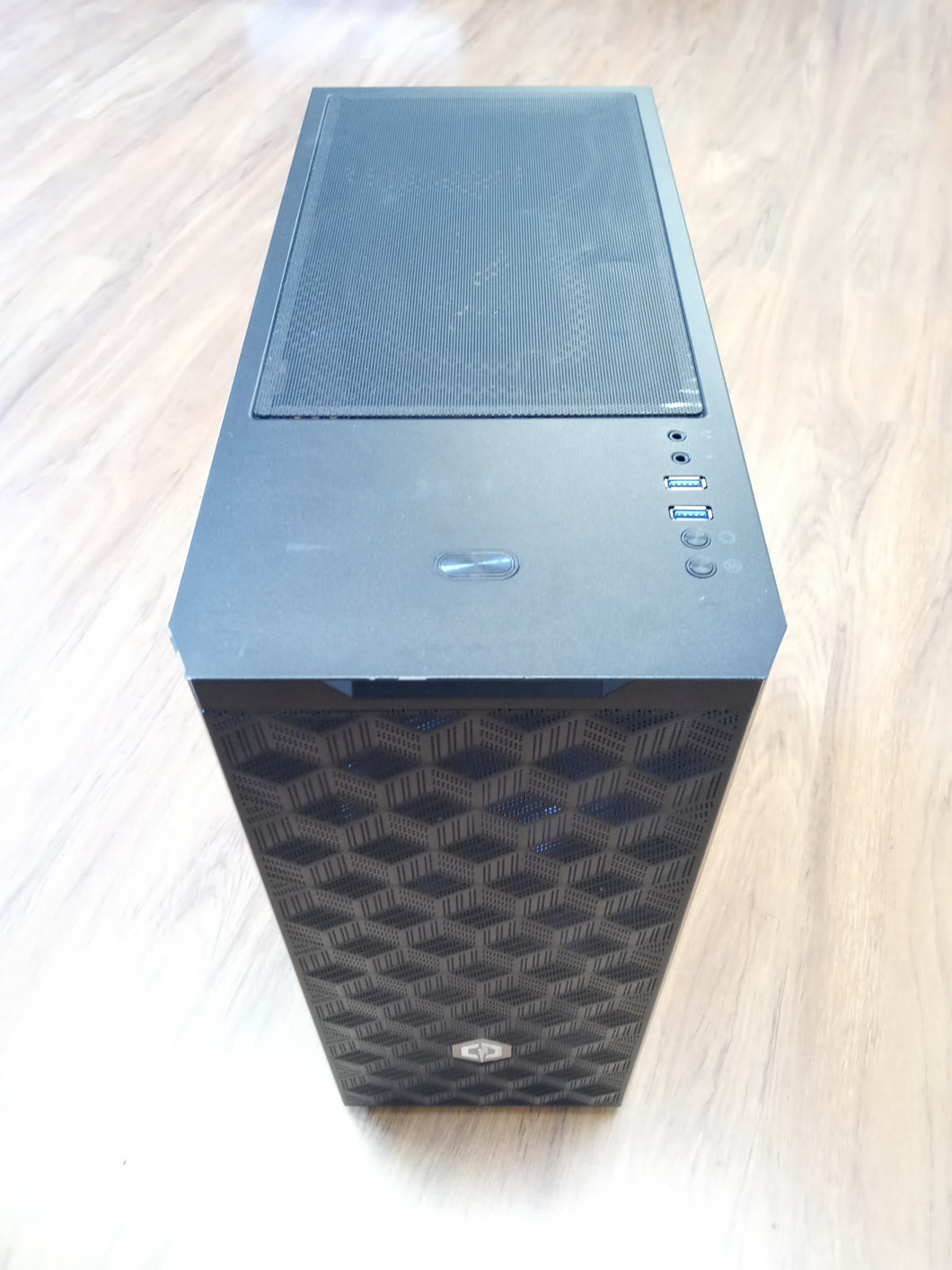 CyberPowerPC Gaming PC AMD Ryzen 5 5500 16GB 1TB SSD GeForce RTX 4060 Ti 8GB
