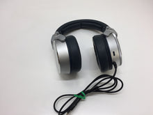 Load image into Gallery viewer, Sennheiser HD 630VB Closed-back Audiophile Headphones
