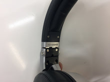 Load image into Gallery viewer, Sennheiser HD 630VB Closed-back Audiophile Headphones
