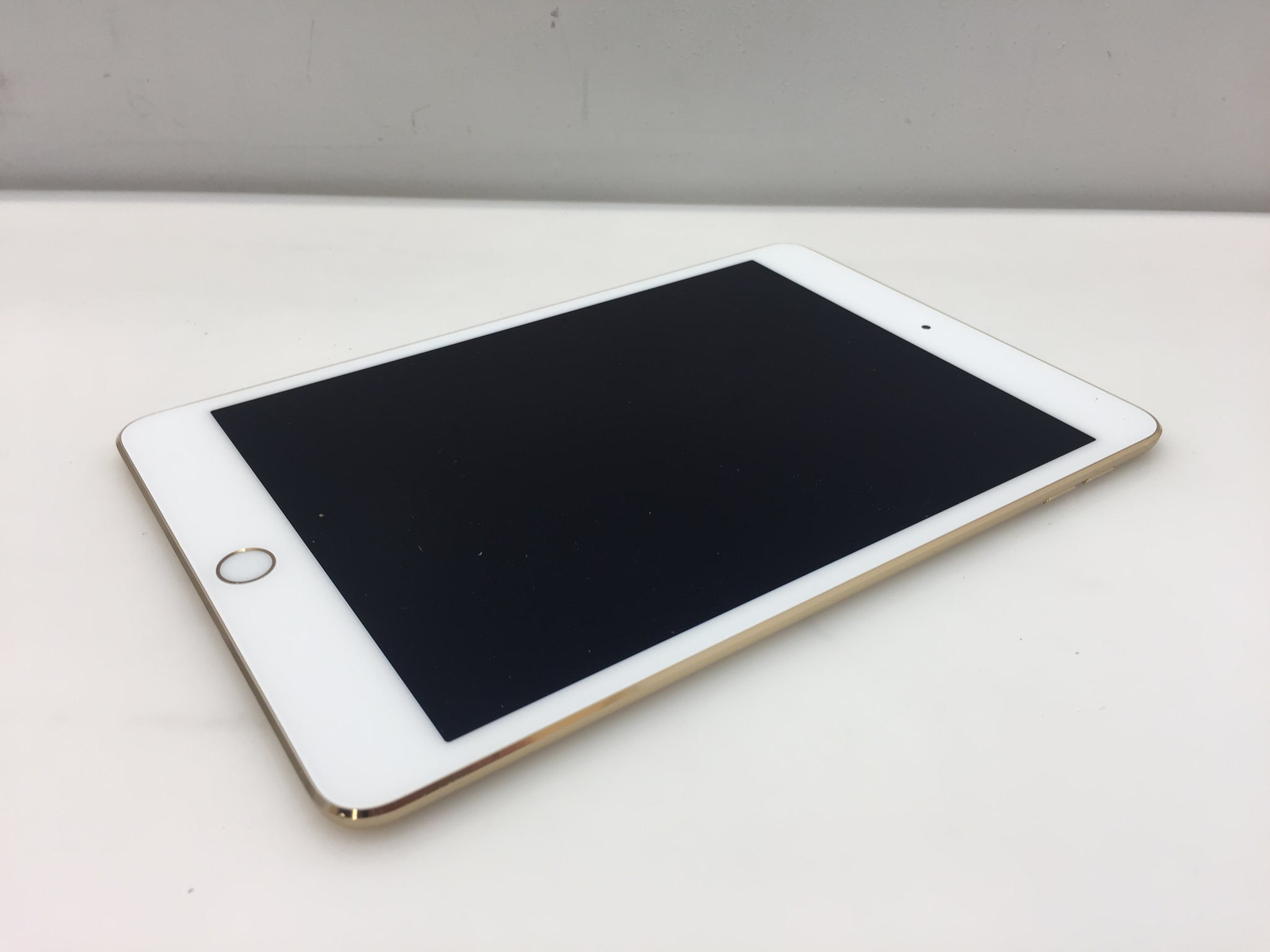 Apple iPad mini 4 128GB, Wi-Fi, 7.9in - Gold Tablet MK9Q2LL/A – NT