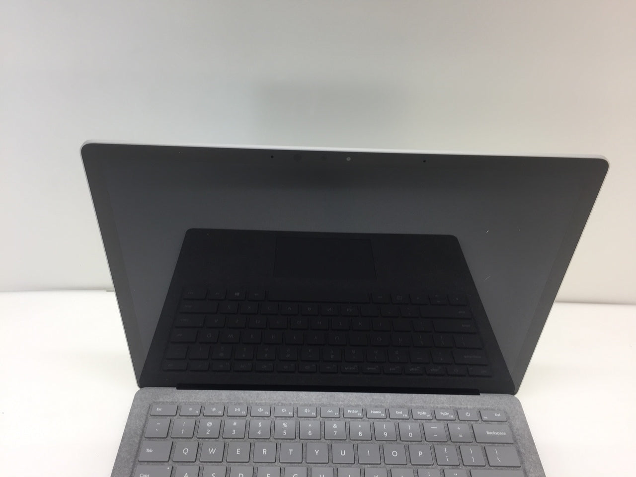 Laptop Microsoft Surface .5" Touch  Core MY 1.0Ghz 4GB