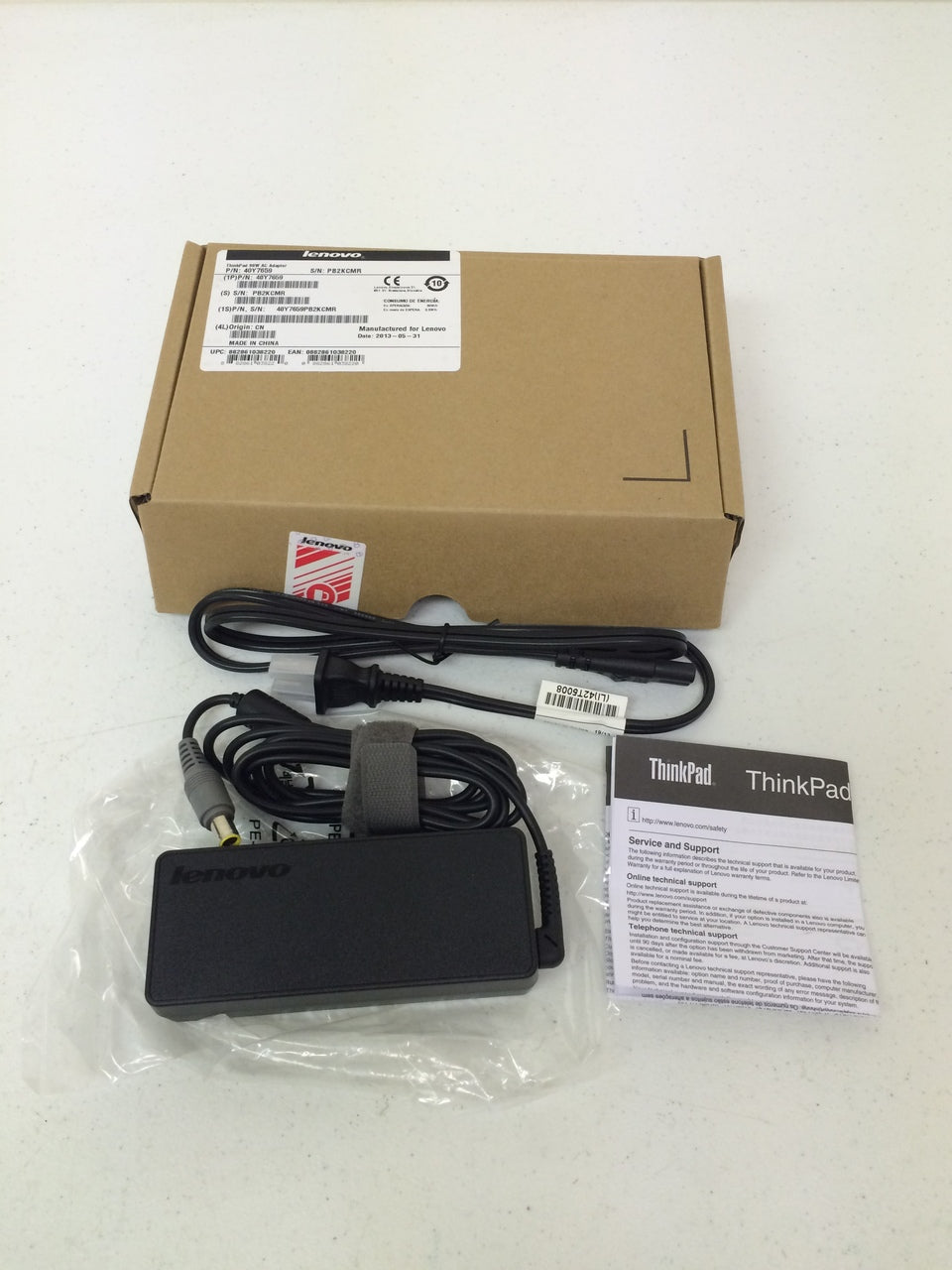 Genuine Lenovo 40Y7659 AC Adapter for ThinkPad Z60m, Z60t Notebooks