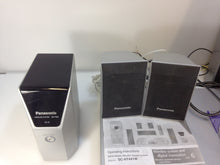 Load image into Gallery viewer, Panasonic SC-HT441 5.1 Channel 5 Disc Changer Home Theater System
