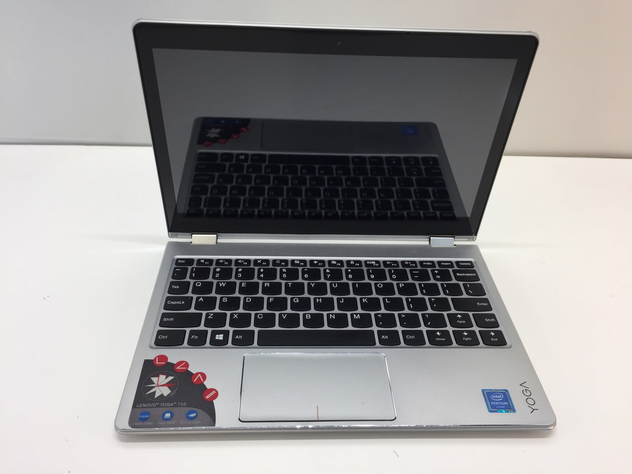 ノートPC Lenovo YOGA 710-11IKB