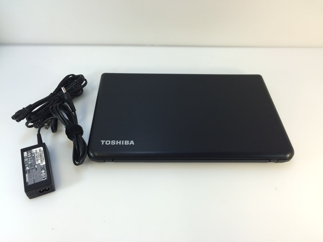 英語版/English OS Toshiba Satellite C55-A5308 , 15.6