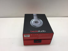 Load image into Gallery viewer, Beats Stuido By Dr. Dre B0500 Wired Headphones Metalltic Sky, NOB

