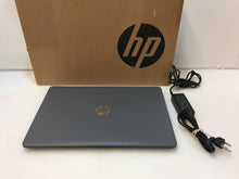 Load image into Gallery viewer, Laptop Hp 15-bs087cl 15.6&quot; Intel Core i7-7500u 2.7Ghz 8GB Ram 2TB HDD Win 10
