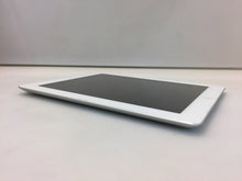 Load image into Gallery viewer, Apple iPad 3rd Gen. 16GB, Wi-Fi, 9.7in - White MD328LL/A
