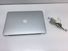 Load image into Gallery viewer, Apple MacBook Pro A1502 Retina 13.3&quot; i5 2.4Ghz 4GB 128GB SSD ME864LL/A Oct 2013
